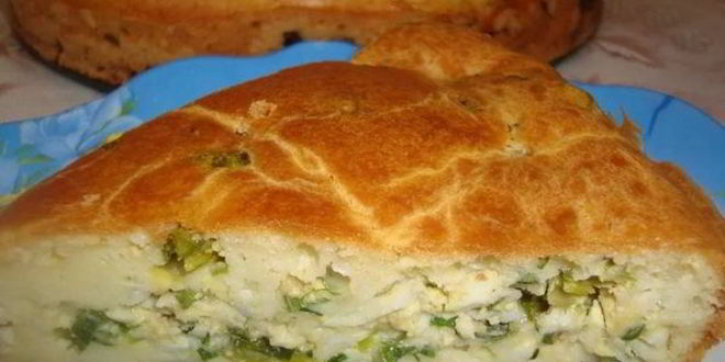Рецепт Быстрого заливного пирога на кефире с зеленым луком