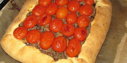 Шаг 13: открытого пирога с бараниной, грибами и помидорами