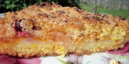 Шаг 7: песочного пирога с фруктами и белковой прослойкой