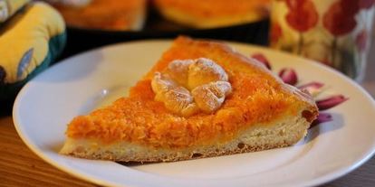 Шаг 8: пирога с девицей в темнице и косой на улице