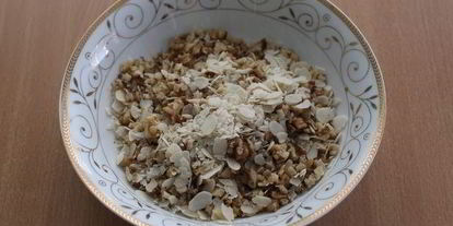 Шаг 2: пирог с малиной, абрикосами и орехами