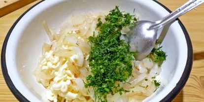 Шаг 12: пирога с плавленным сыром и луком