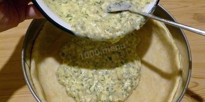 Шаг 16: пирога с плавленным сыром и луком