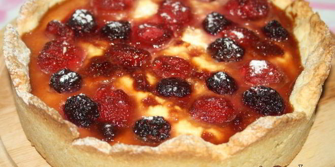 Рецепт Пирога с творогом и ягодами