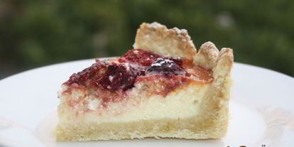 Шаг 5: пирога с творогом и ягодами