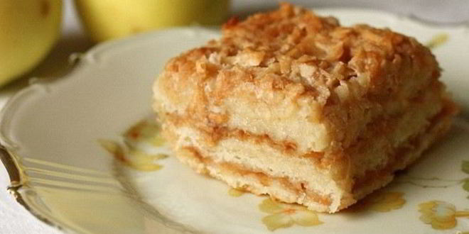 Рецепт пирога с яблоками и манкой