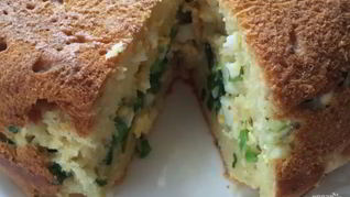 Рецепт Пышного заливного пирога с яйцом и луком
