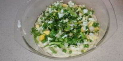 Шаг 3: пышного заливного пирога с яйцом и луком