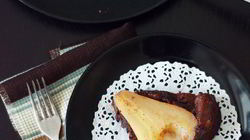 Рецепт Шоколадного пирога с грушами без муки