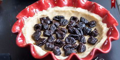 Шаг 2: творожного пирога с черносливом