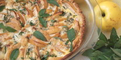 Шаг 9: яблочного пирога с луком и голубым сыром