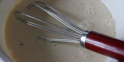 Шаг 2: заливного пирога с рисово-мясными шариками