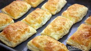 Рецепт Пирожков из слоеного теста