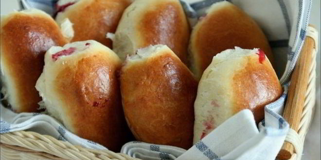 Рецепт пирожков с брусникой