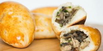 Шаг 7: пирожков с грибами и курицей