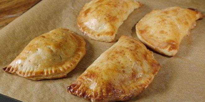 Рецепт Пирожков с красной рыбой и рисом