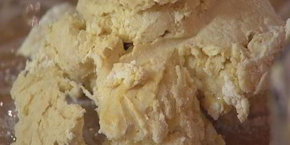 Шаг 3: пирожков с красной рыбой и рисом