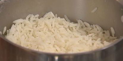 Шаг 6: пирожков с красной рыбой и рисом