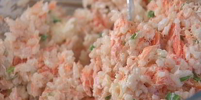 Шаг 7: пирожков с красной рыбой и рисом