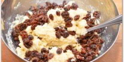 Шаг 10: пирожков с творогом и изюмом