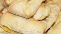 Рецепт Слоеных пирожков с мясом