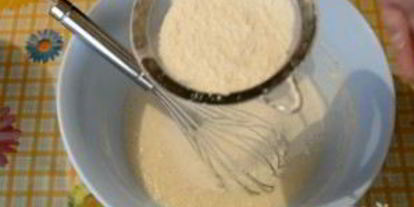 Шаг 1: жареных пирожков с яйцом, луком и зеленью