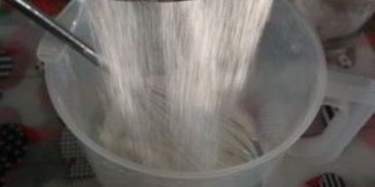 Шаг 1: бисквитного пирожного