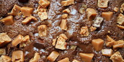 Шаг 6: брауни с ирисками