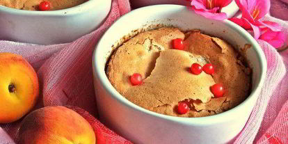 Шаг 16: нежного пирожного с персиками