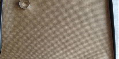 Шаг 15: пирожных шу с тестом кракелин, заварным кремом дипломат и свежей малиной