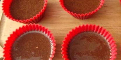 Шаг 3: шоколадного пирожного деда мороза