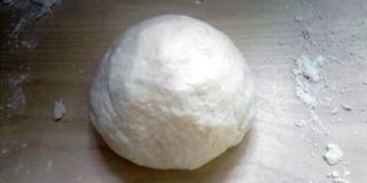 Шаг 1: пиццы по-крестьянски с грудинкой