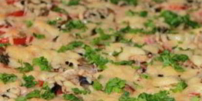 Шаг 5: пиццы с колбасой и шампиньонами