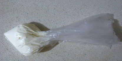 Шаг 9: пиццы с курицей и соленым огурцом