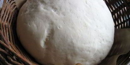 Шаг 1: пиццы с острой колбасой и перцем