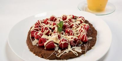 Шаг 5: шоколадной пиццы с малиной