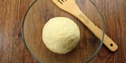 Шаг 2: тонкой пиццы на дрожжевом тесте