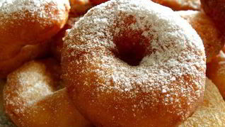 Рецепт Домашних пончиков на сгущенке