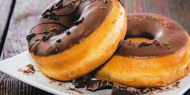 Рецепт домашних пончиков с шоколадной пастой