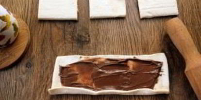 Шаг 2: крученых пончиков с нутеллой