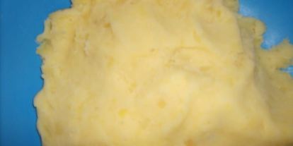 Шаг 9: пончиков картофельных со смородиновым соусом