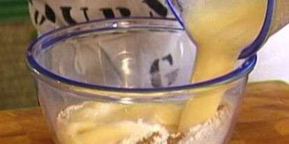 Шаг 4: пончиков на кефире с корицей и мускатным орехом