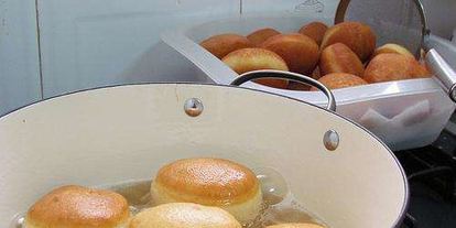 Шаг 8: пончиков суфганиет — традиционной еврейской выпечки на хануку