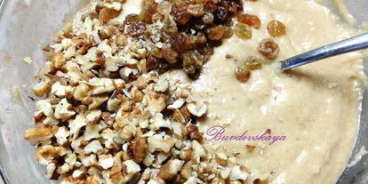 Шаг 3: чайной коврижки с изюмом и орехами в мультиварке