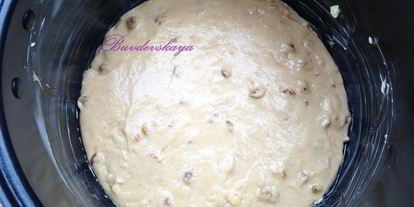 Шаг 4: чайной коврижки с изюмом и орехами в мультиварке