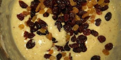 Шаг 4: имбирной коврижки с изюмом и вяленой клюквой