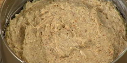 Шаг 5: миндальной коврижки с абрикосами