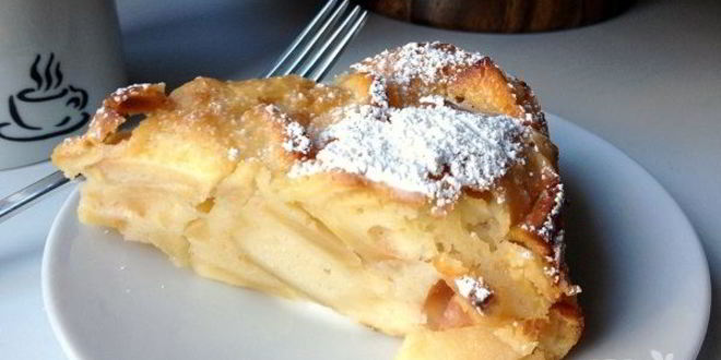 Рецепт аппетитной яблочной шарлотки