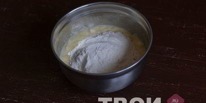 Шаг 5: грушевой шарлотки