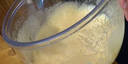 Шаг 4: хитрой грушевой шарлотки с ежевикой